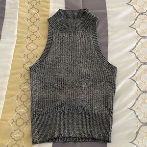 NWT Sleeveless mock neck crop top
